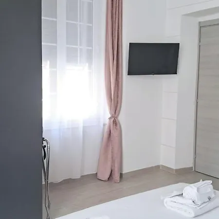 La Siesta 5 Terre 3*