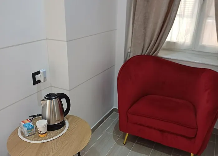 La Siesta 5 Terre Πανσιόν 3*